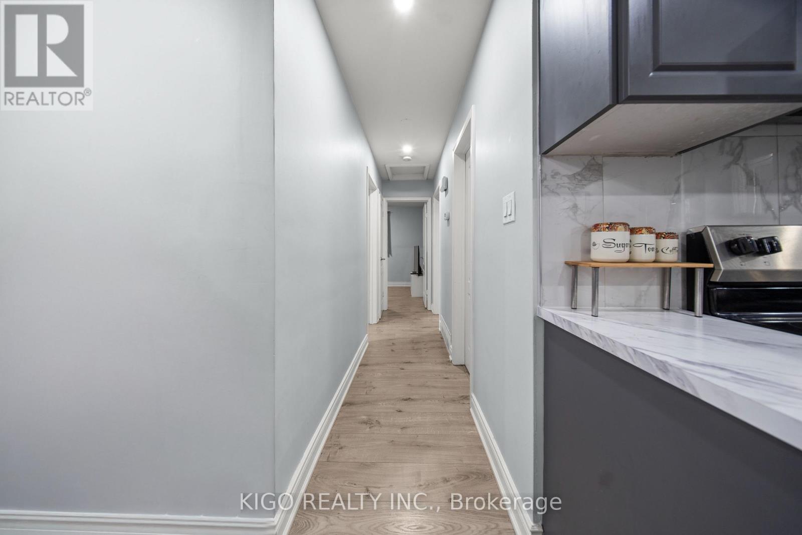 42 TUPPER CRESCENT - 18