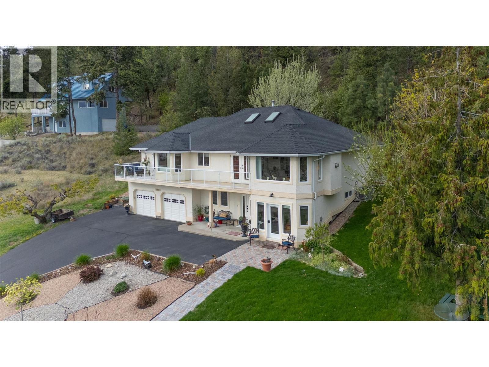  10804 GIANTS HEAD Road, Summerland