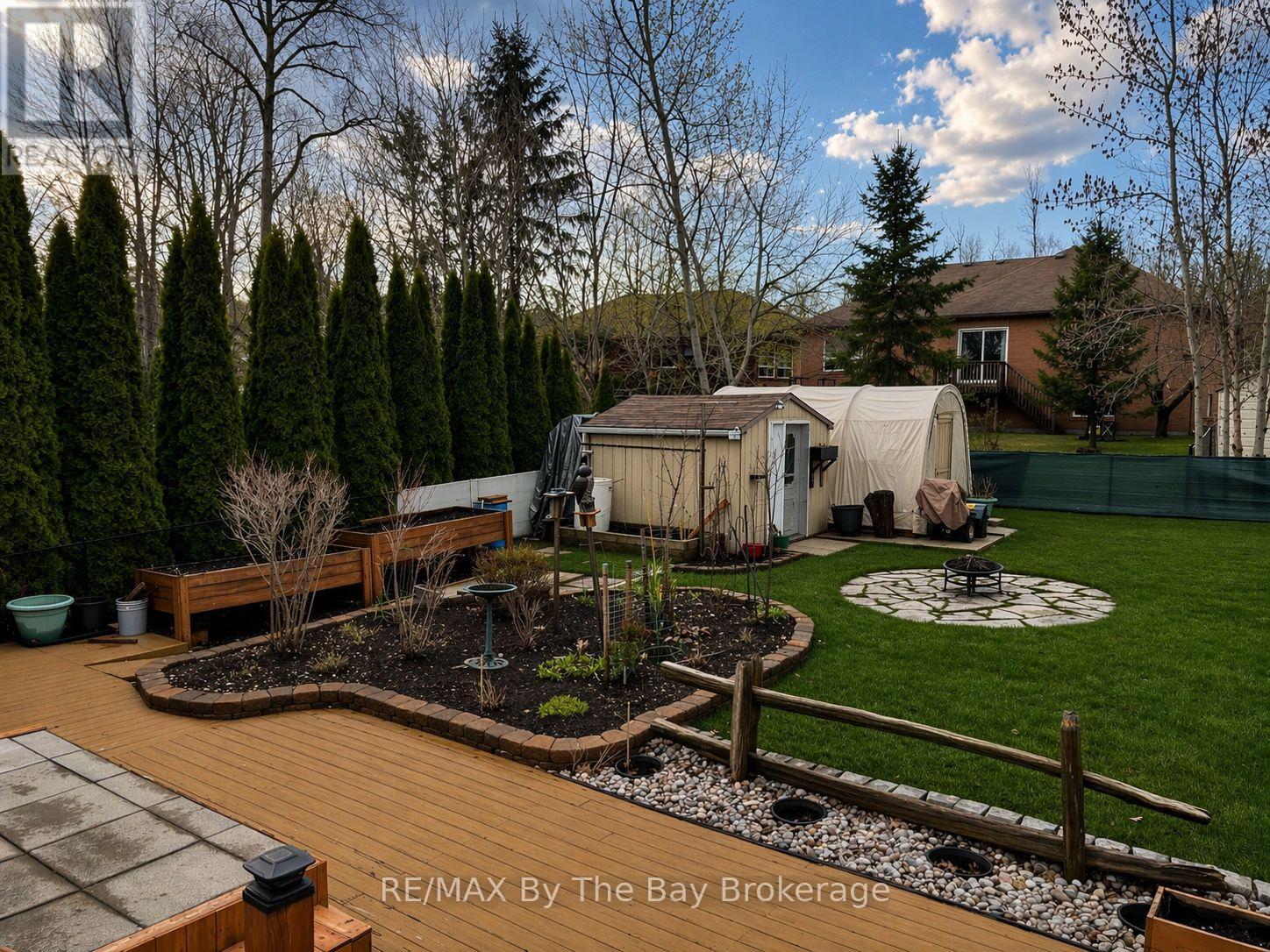437 RAMBLEWOOD DRIVE - 27