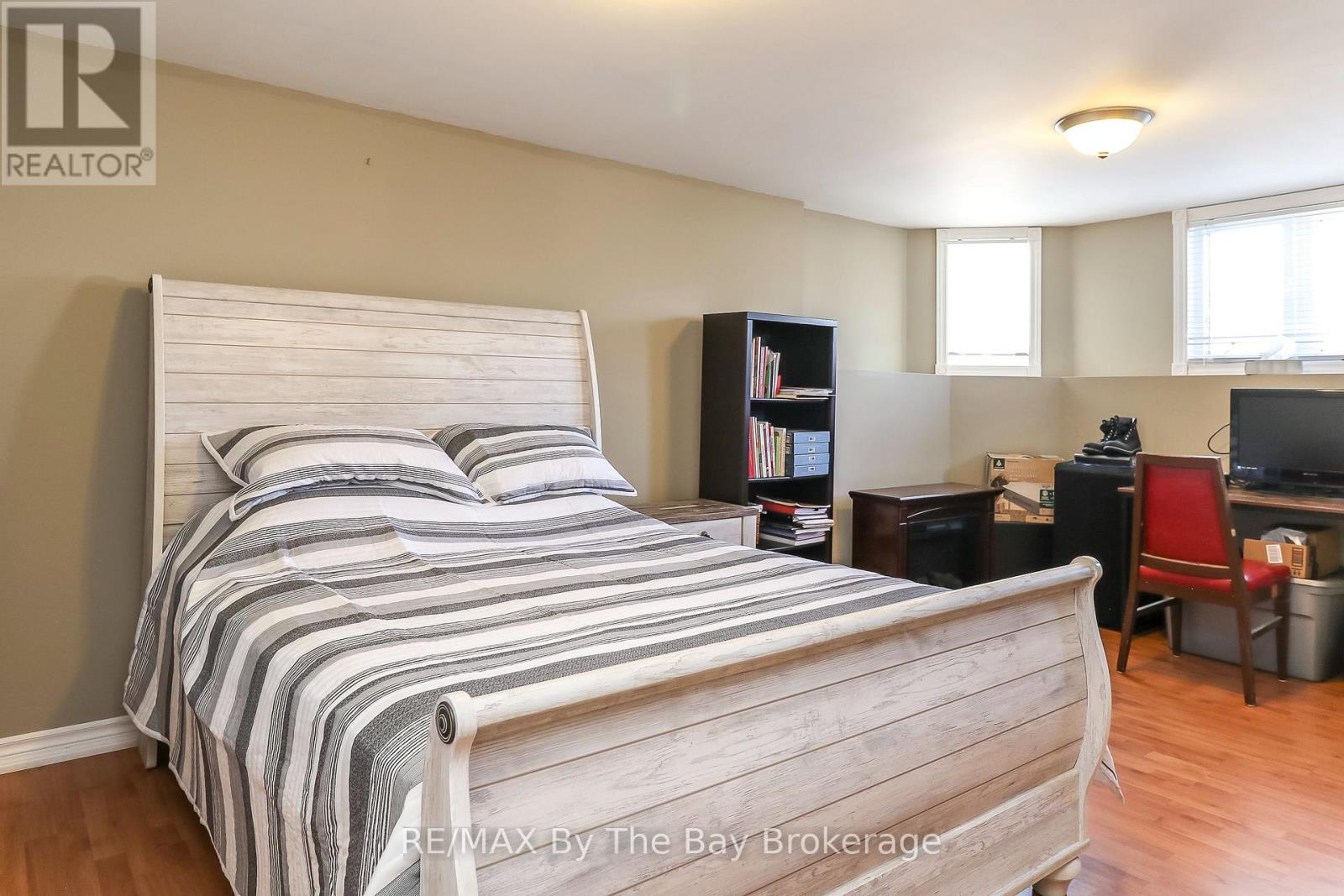437 RAMBLEWOOD DRIVE - 37