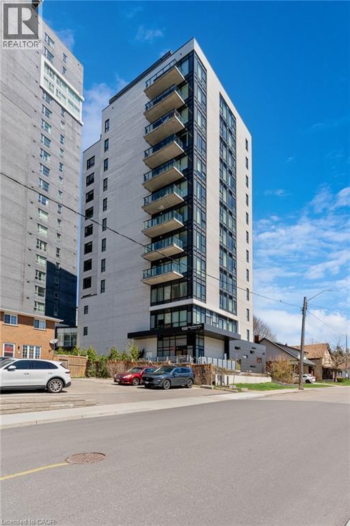 158 KING Street Unit 604, Waterloo, Ontario N2J0E5