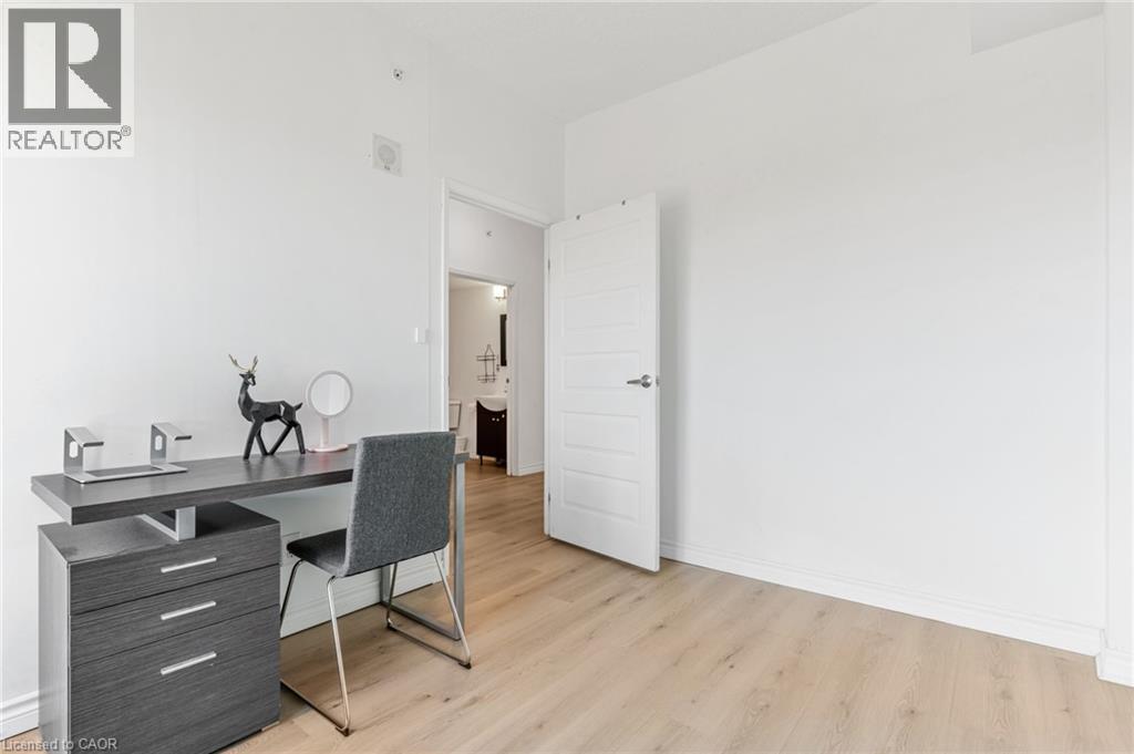 #604 158 KING Street N Unit# 604 - 33