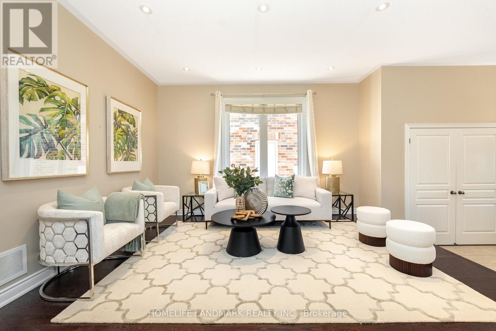 9 OLD FIELD CRESCENT - 4