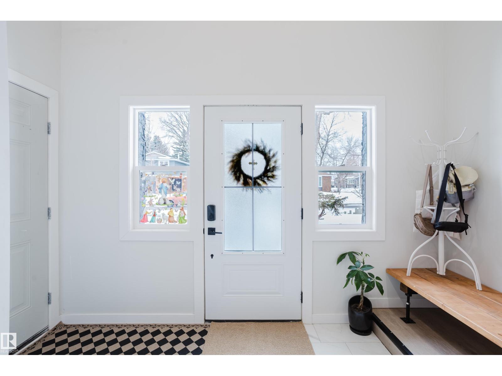 13 LORRAINE CR, St. Albert