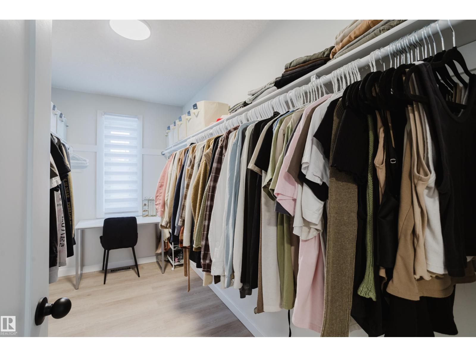 13 LORRAINE CR, St. Albert