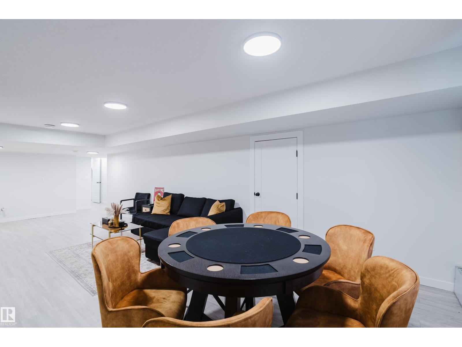 13 LORRAINE CR, St. Albert