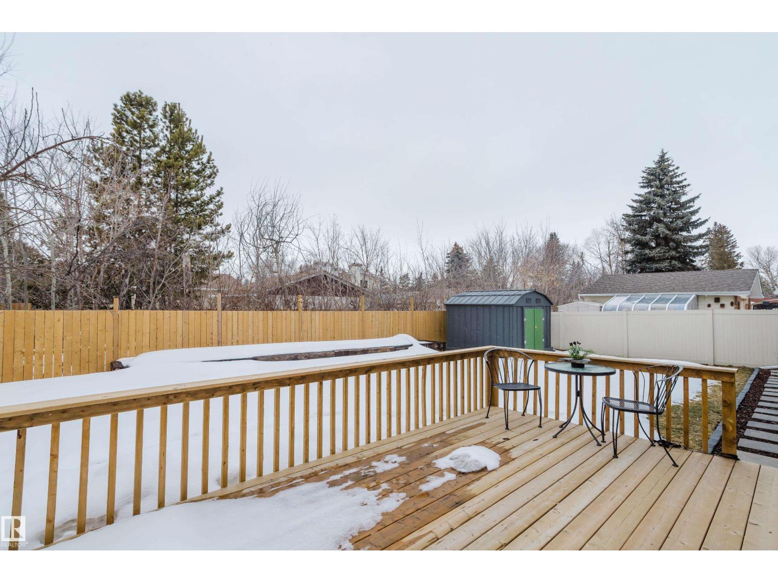 13 LORRAINE CR, St. Albert