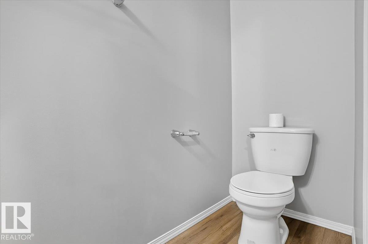 9046 COOPER LI SW, Edmonton