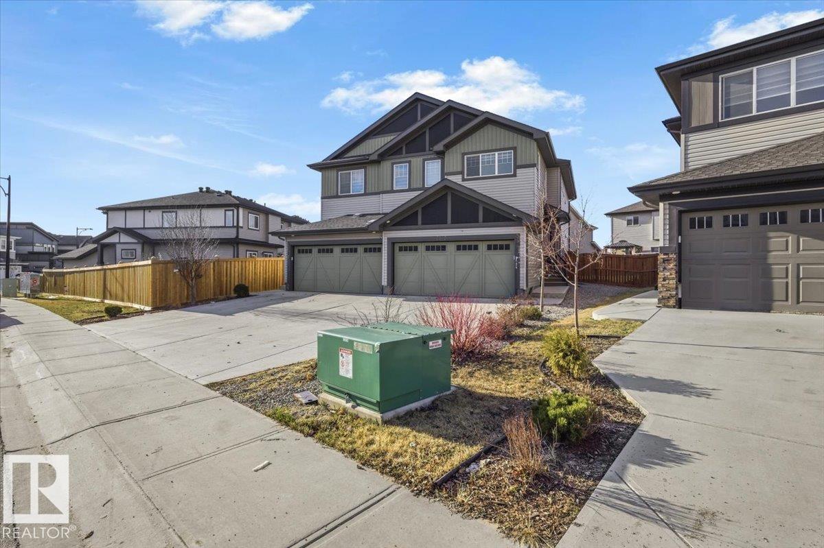 9046 COOPER LI SW, Edmonton