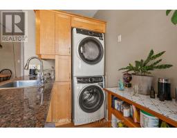 Kitchen - 93 Gilmour Street, Ottawa, ON K2P0N5 Photo 9