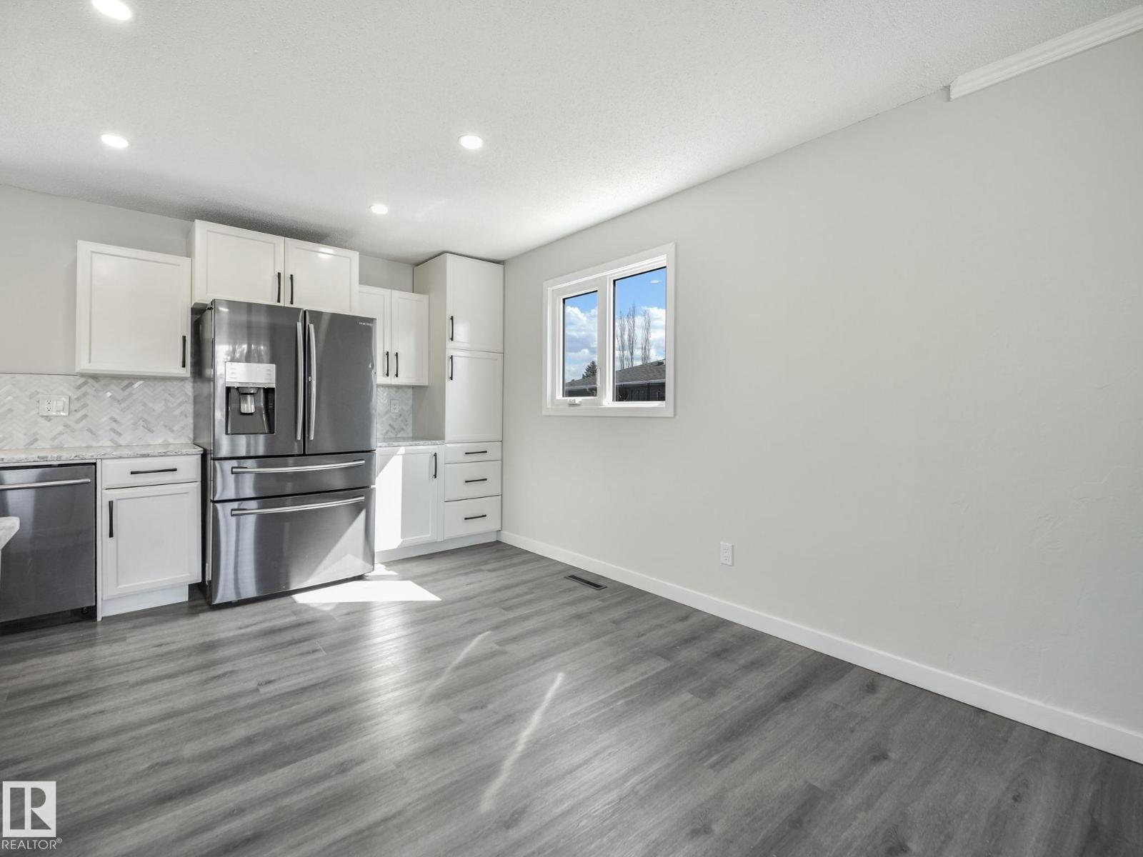 17 OATWAY ST, Spruce Grove