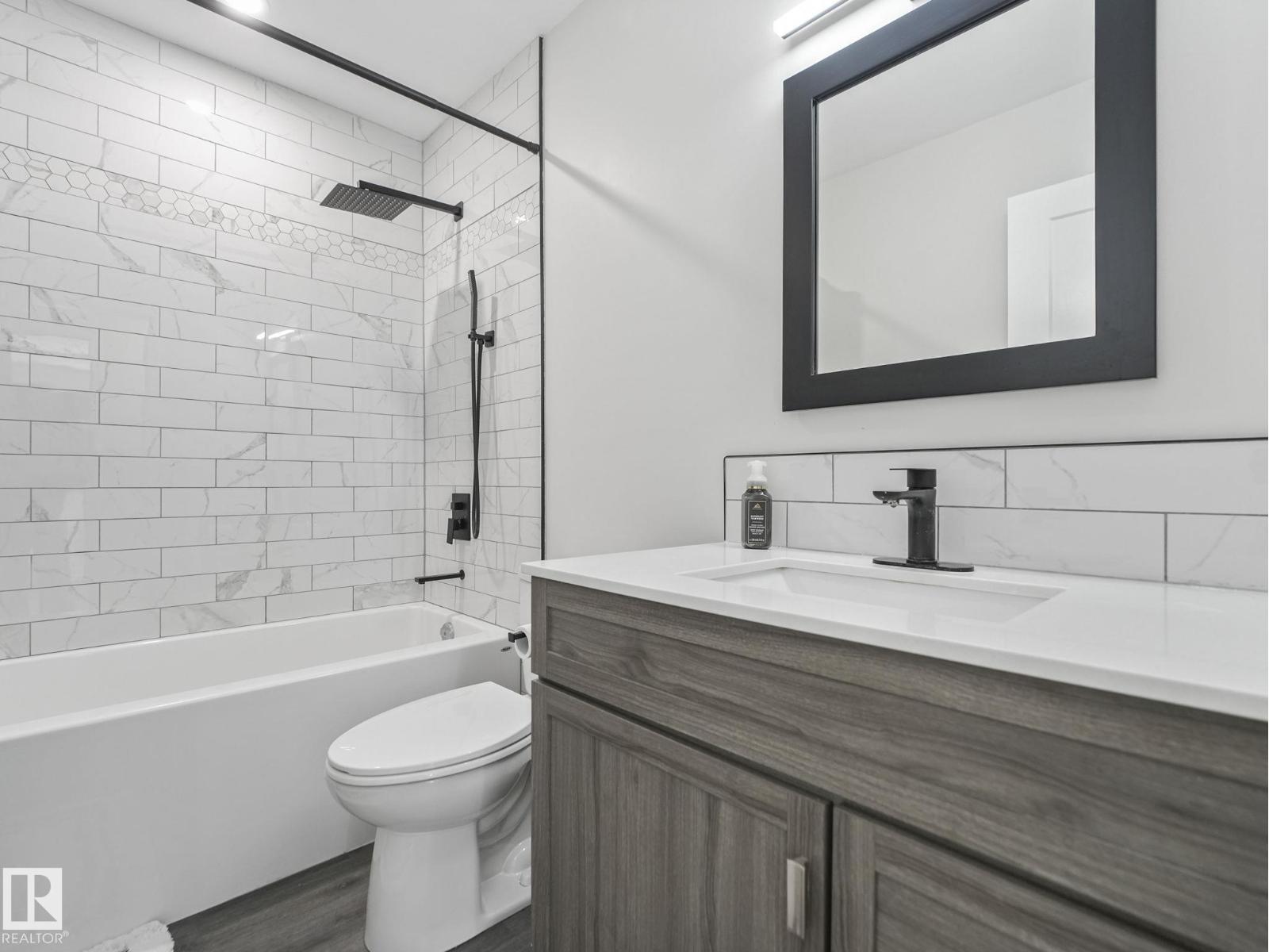 17 OATWAY ST, Spruce Grove