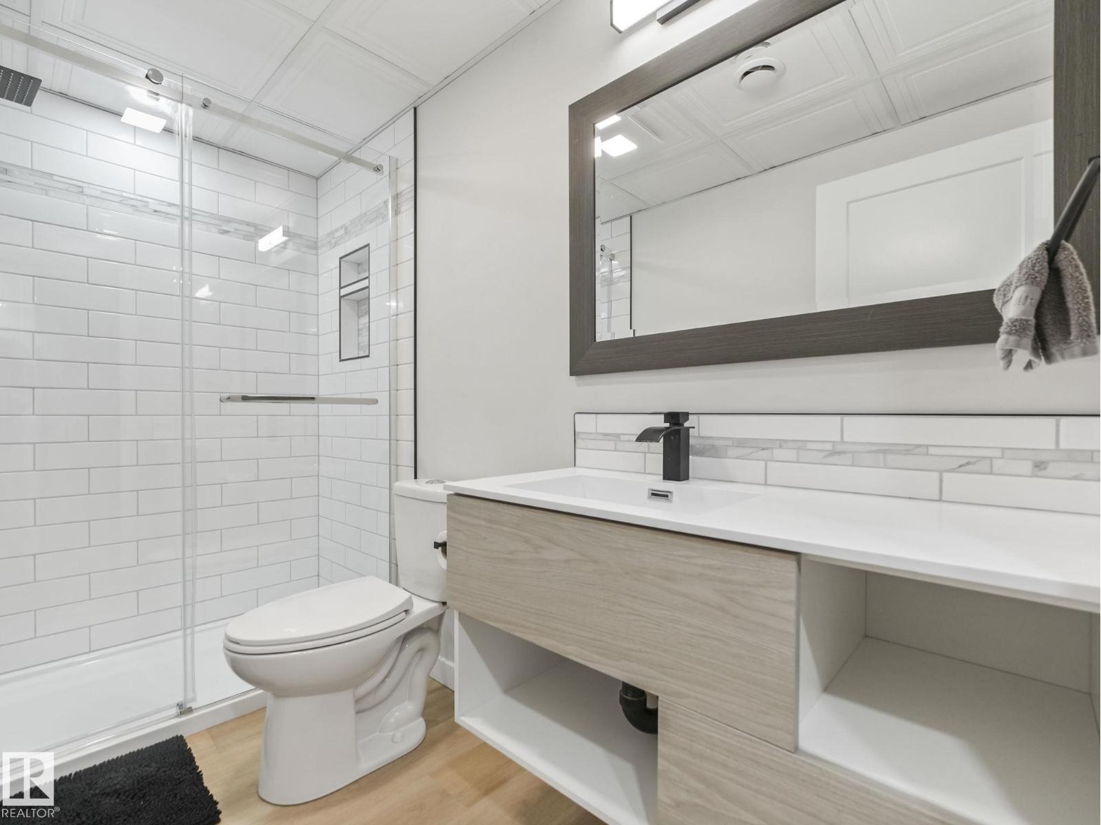 17 OATWAY ST, Spruce Grove