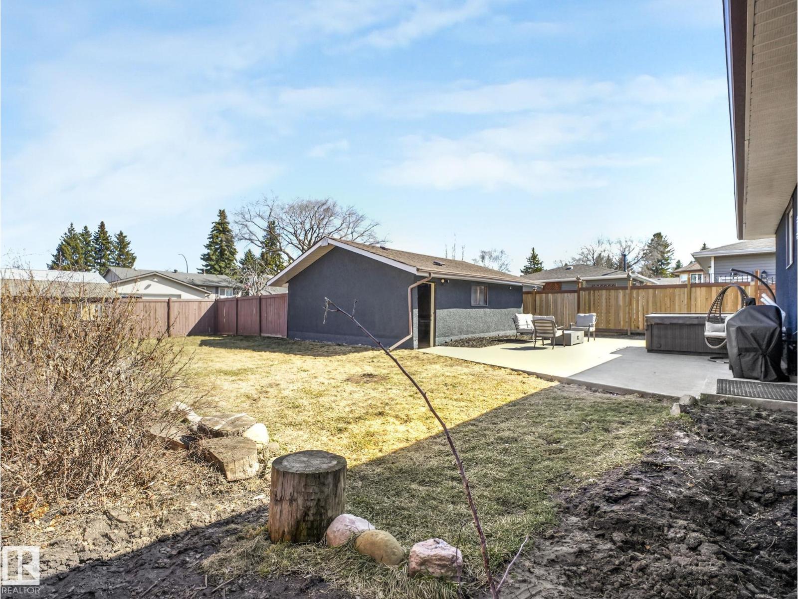 17 OATWAY ST, Spruce Grove