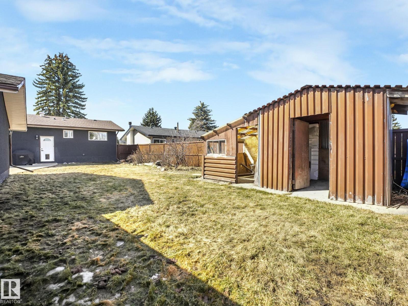 17 OATWAY ST, Spruce Grove