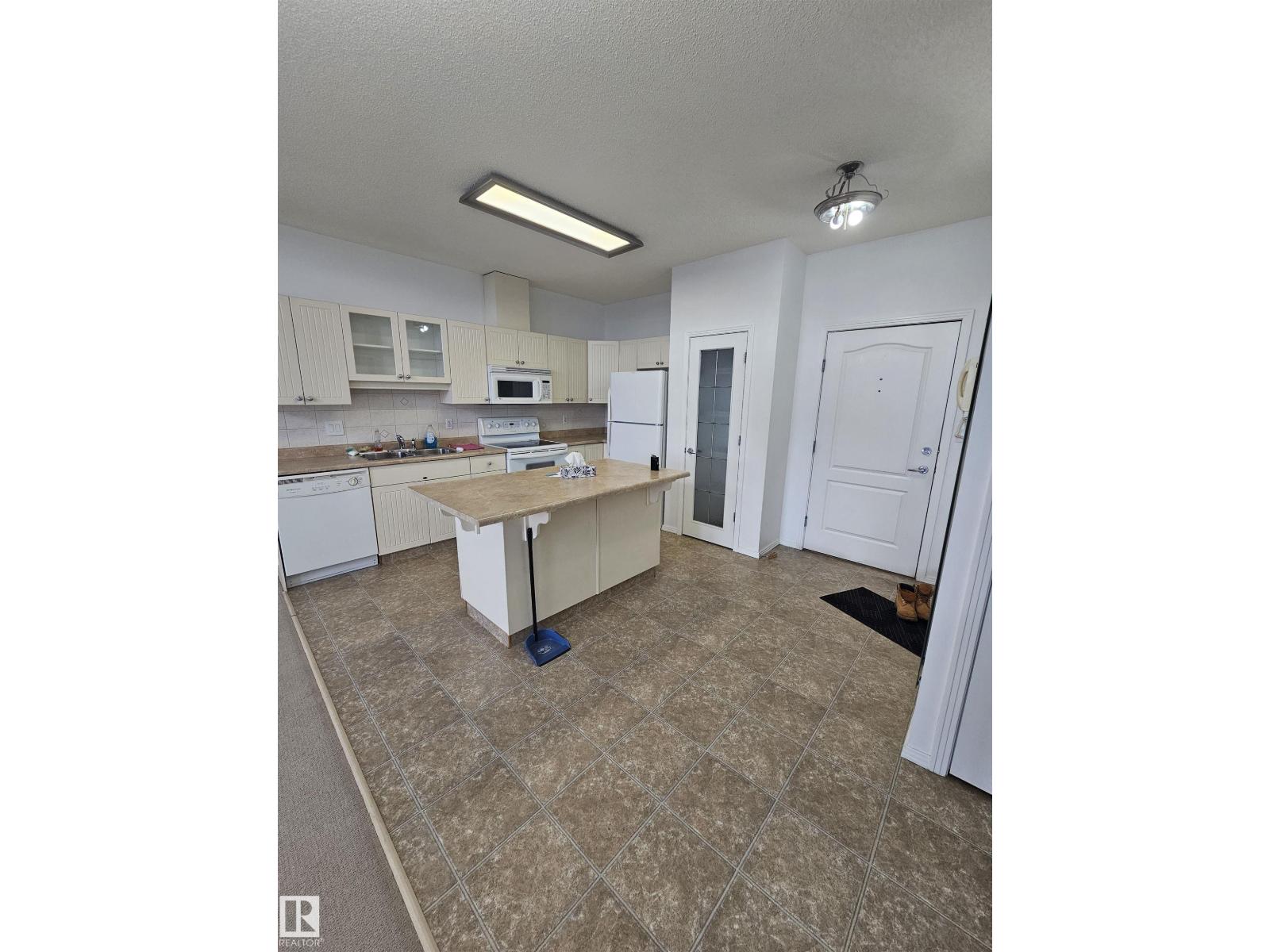 #512 12111 51 AV NW, Edmonton