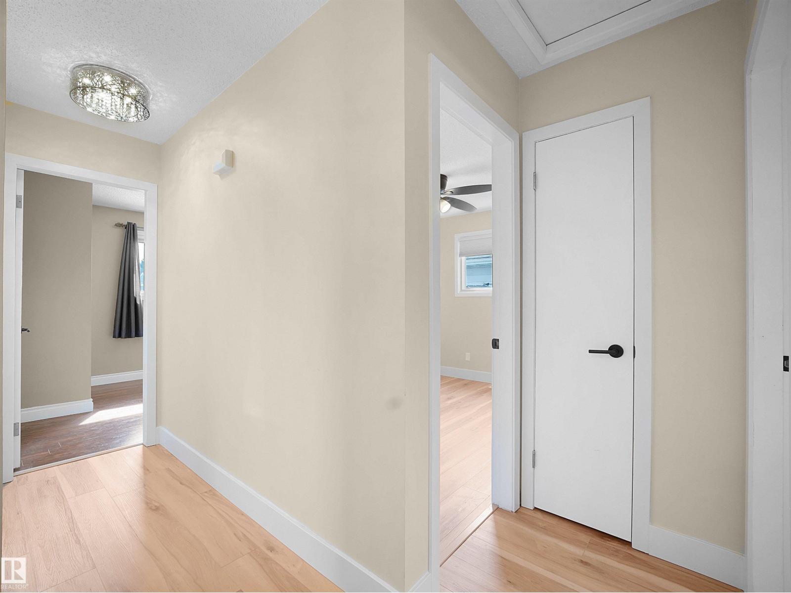 11044 166 AV NW, Edmonton