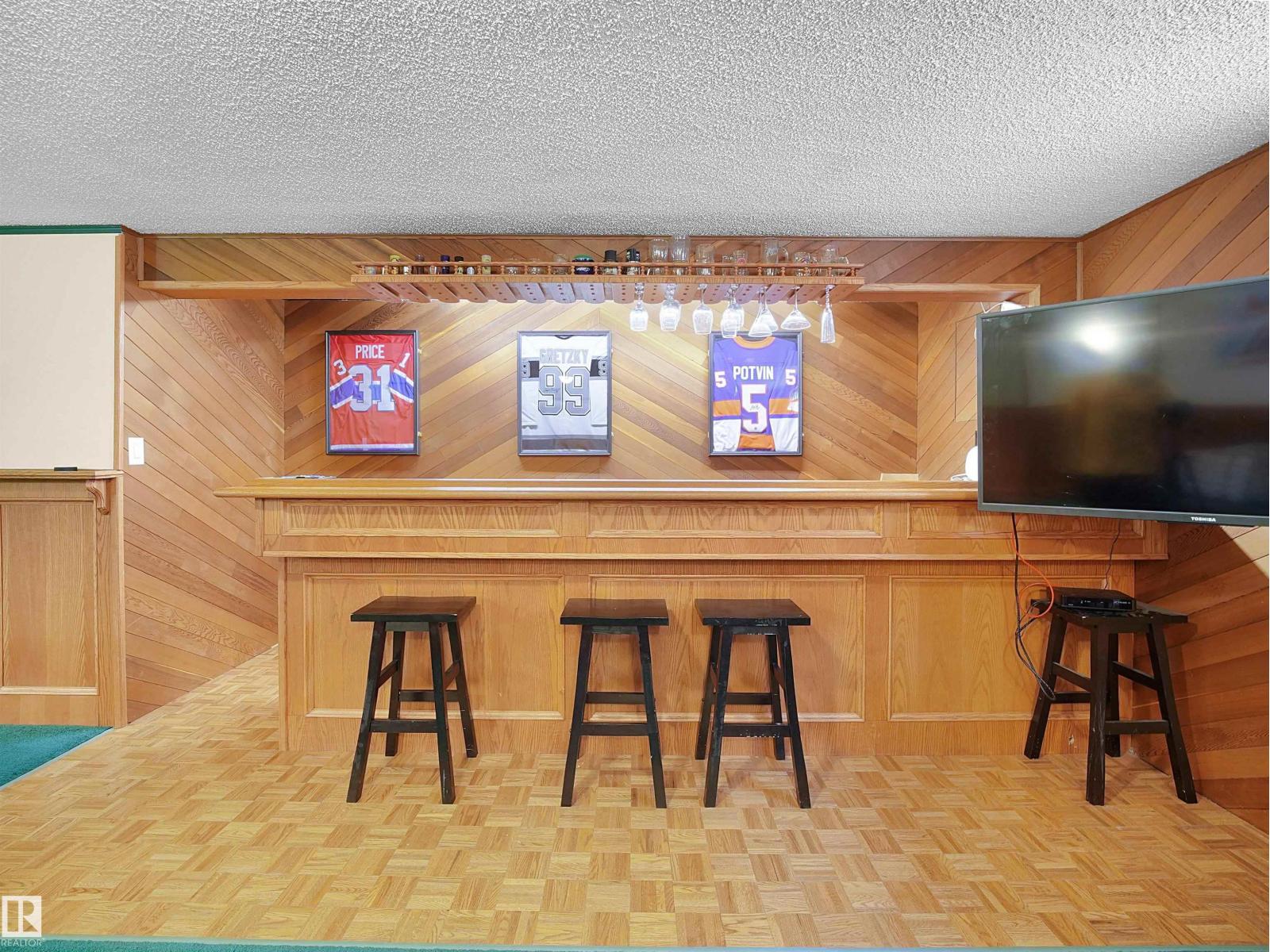 11044 166 AV NW, Edmonton