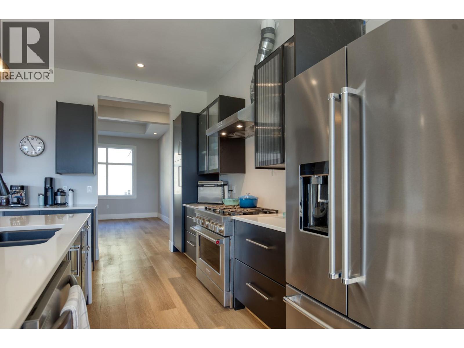  2835 Outlook Way, Naramata