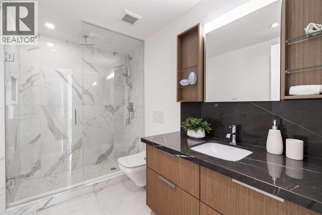#102 88 Waterfront Mews SW - 24