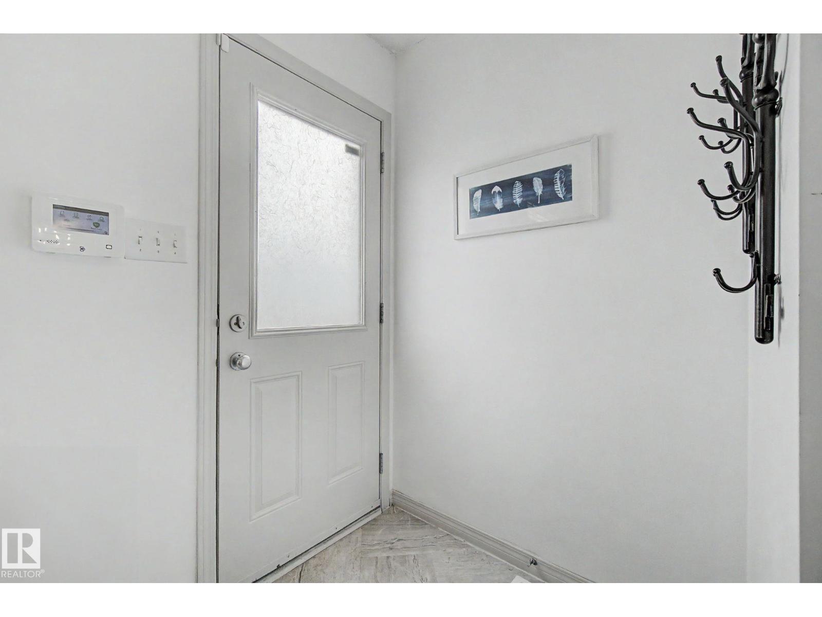 9111 213 ST NW, Edmonton