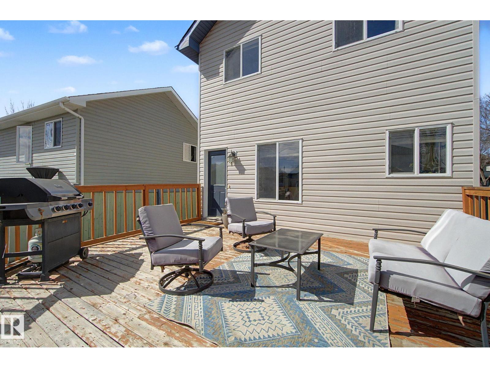 9111 213 ST NW, Edmonton