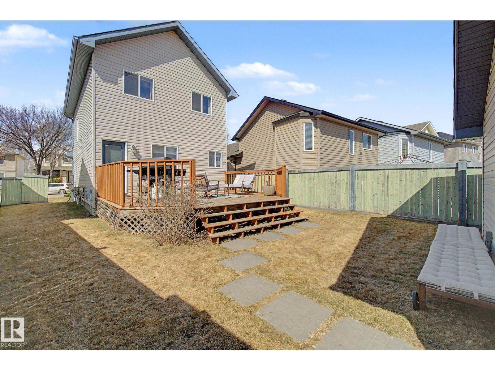 9111 213 ST NW, Edmonton