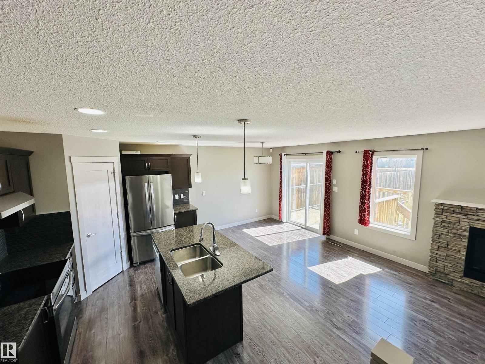 1655 HAMMOND CR NW, Edmonton