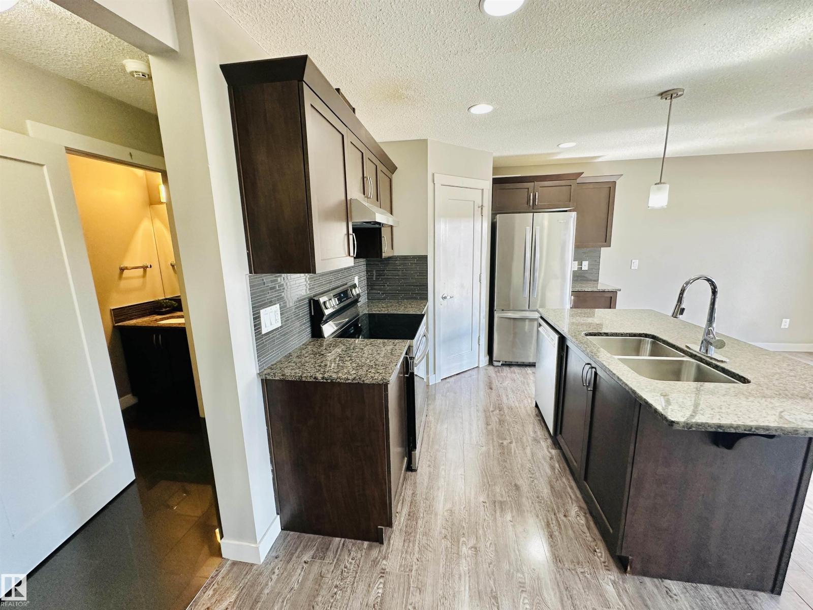 1655 HAMMOND CR NW, Edmonton