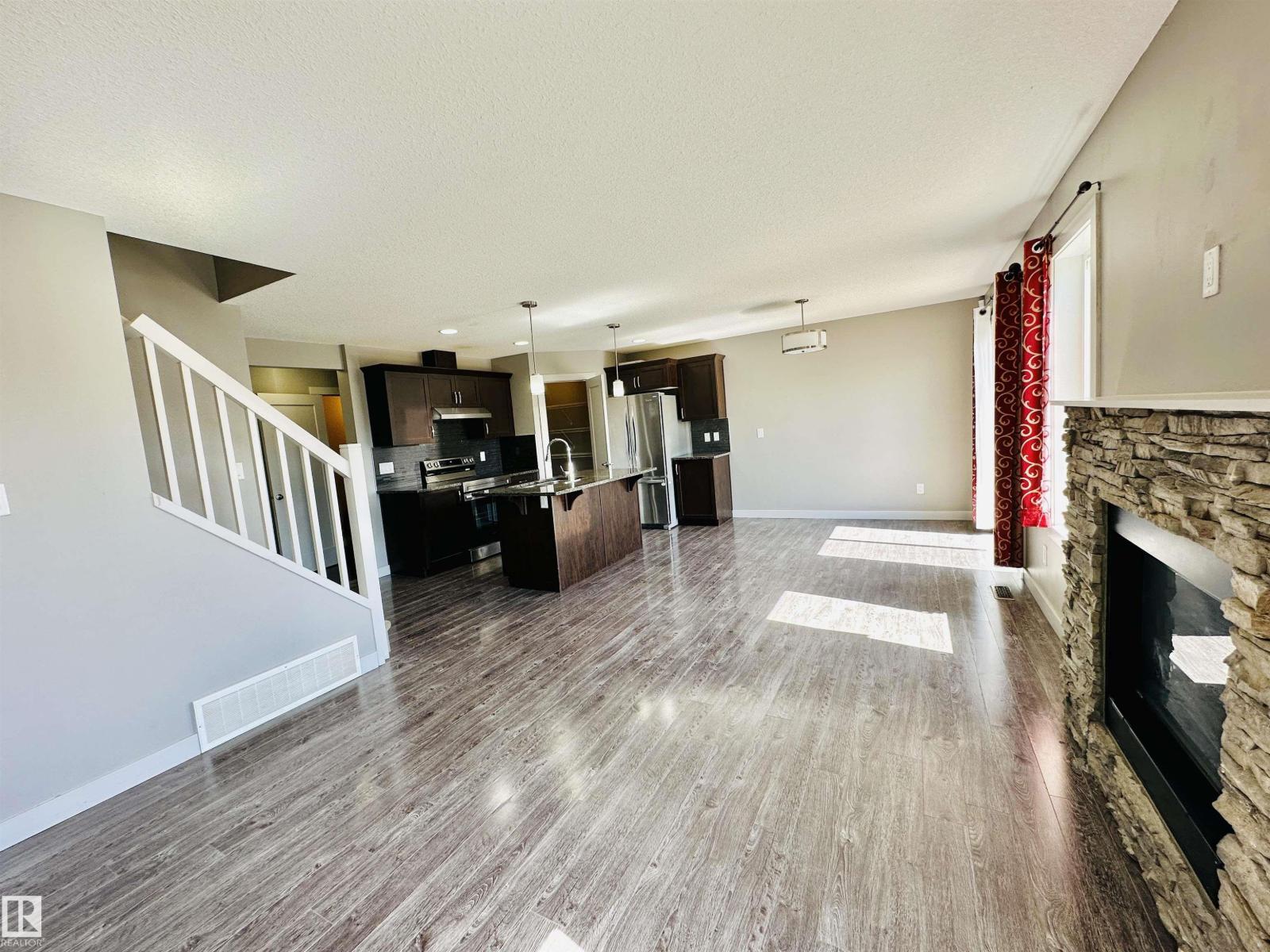 1655 HAMMOND CR NW, Edmonton