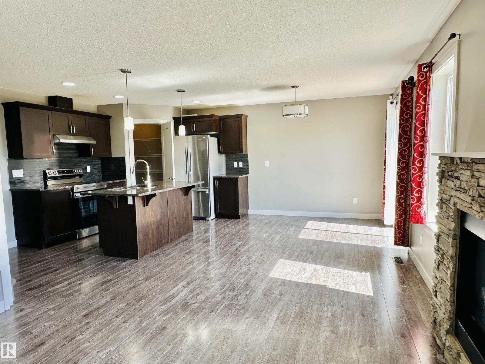 1655 HAMMOND CR NW, Edmonton