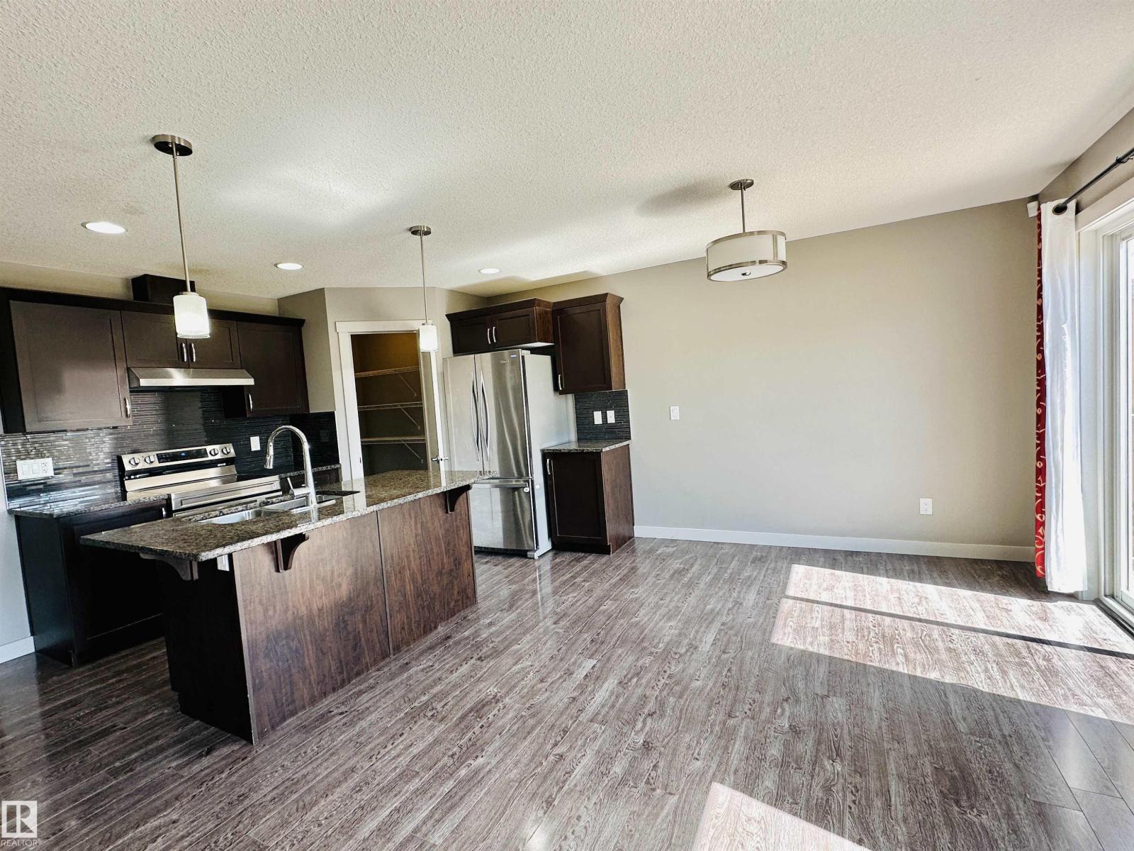 1655 HAMMOND CR NW, Edmonton