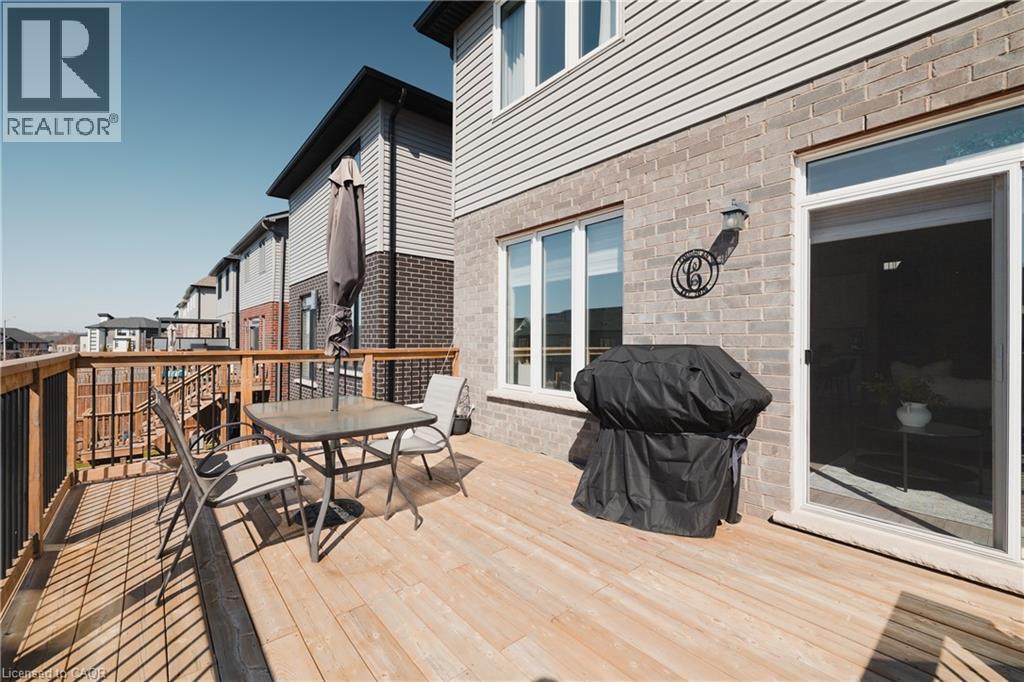 38 SPORTSMAN HILL Street, Kitchener, Ontario, N2H5T3 — Photo 33