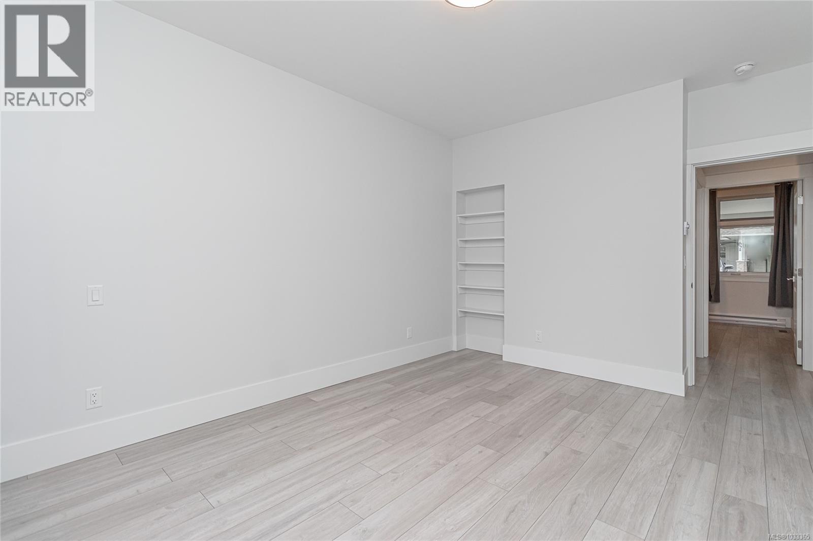 #33 300 Grosskleg Way - 21