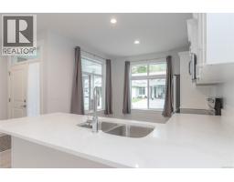 33 300 Grosskleg Way, Lake Cowichan, BC V0R2G1 Photo 14