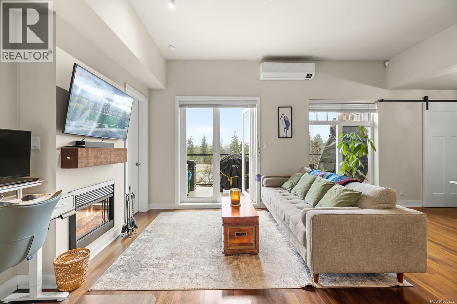 403 1395 Bear Mountain Parkway, Langford