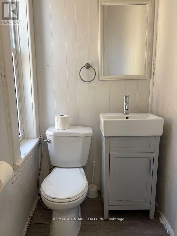 280 LANSDOWNE STREET W — photo 13