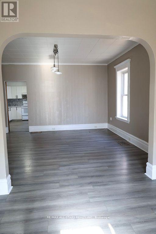 280 LANSDOWNE STREET W — photo 11