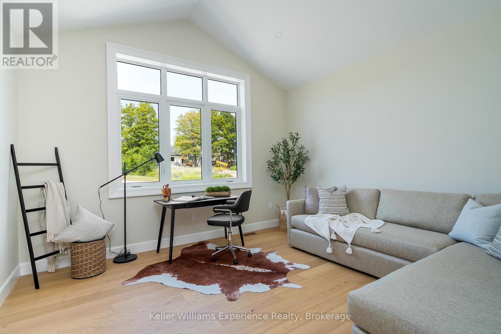 13 Ft Vaulted Ceiling in the Home Office