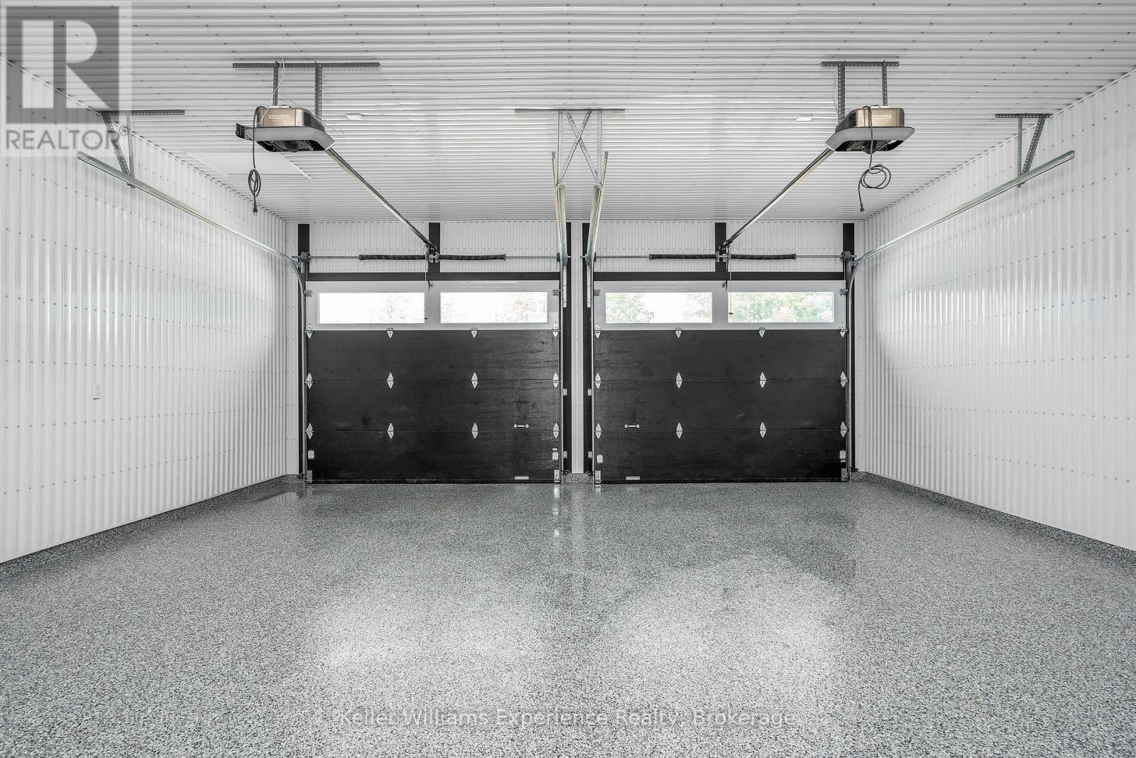 Heated, Expoy Floors and Trusscore Wall System
