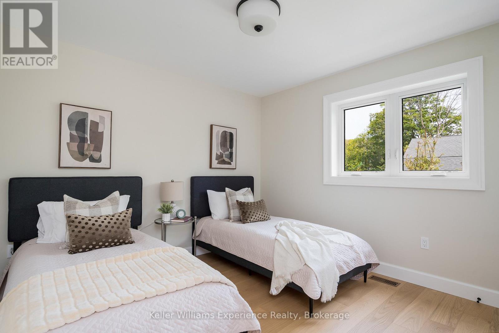 Third Bedroom Large Enough for 2 Beds