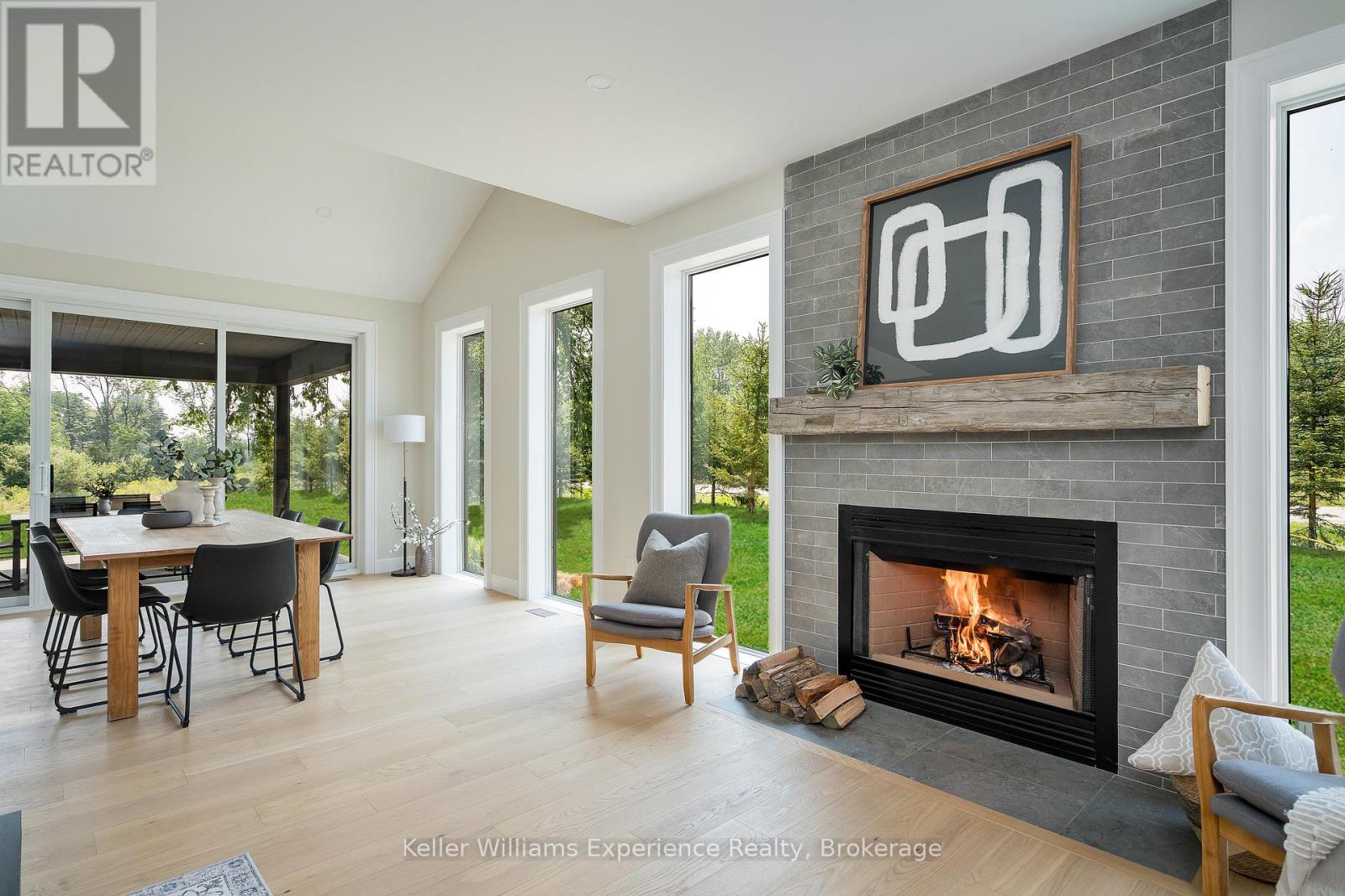 Exceptional Floor-To-Ceiling Windows