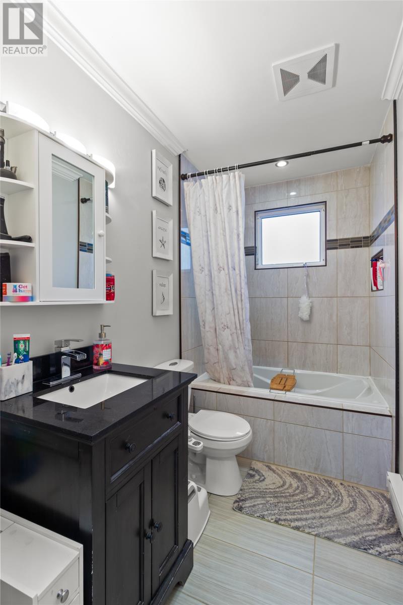 15 Donovan Street - 14