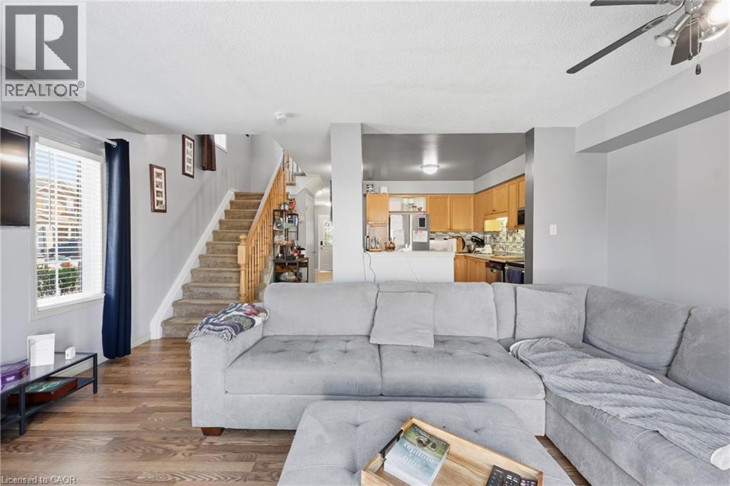 124 GOSLING GARDENS Gardens Unit# 50, Guelph, Ontario, N1G5K6 — Photo 15