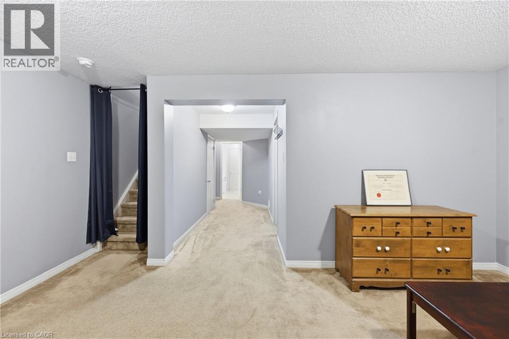 124 GOSLING GARDENS Gardens Unit# 50, Guelph, Ontario, N1G5K6 — Photo 27