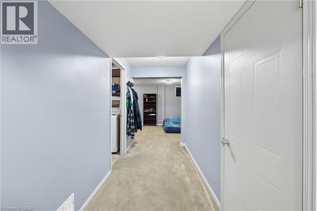 124 GOSLING GARDENS Gardens Unit# 50, Guelph, Ontario, N1G5K6 — Photo 28