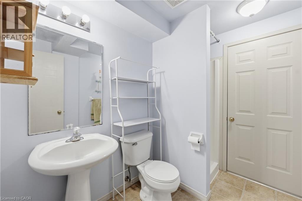 124 GOSLING GARDENS Gardens Unit# 50, Guelph, Ontario, N1G5K6 — Photo 29