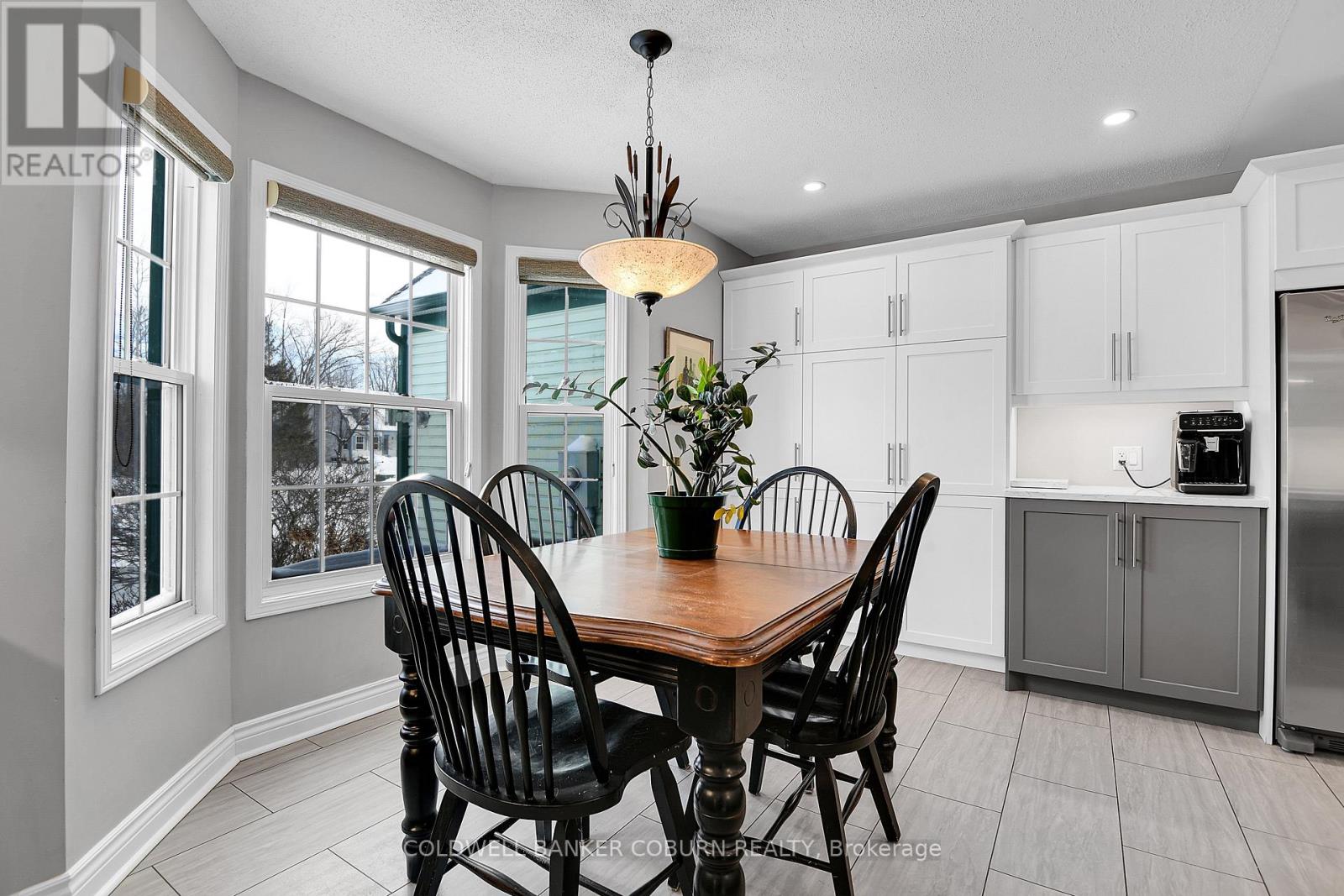 11 KIMBERLY AVENUE - 24