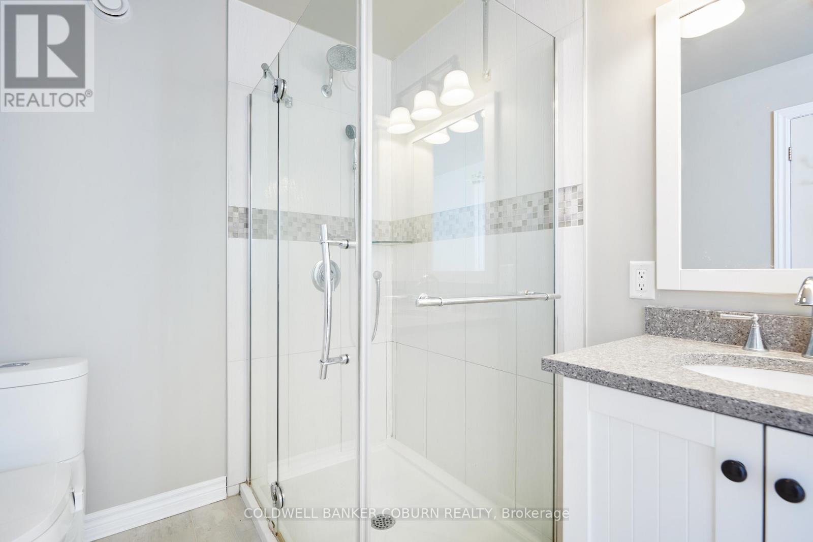 11 KIMBERLY AVENUE - 31