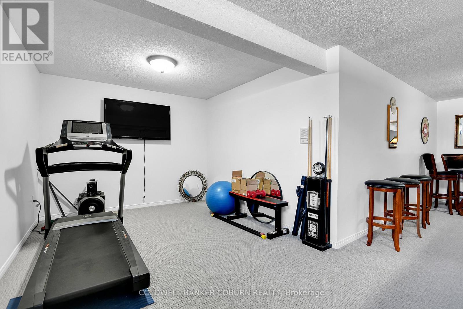 11 KIMBERLY AVENUE - 37